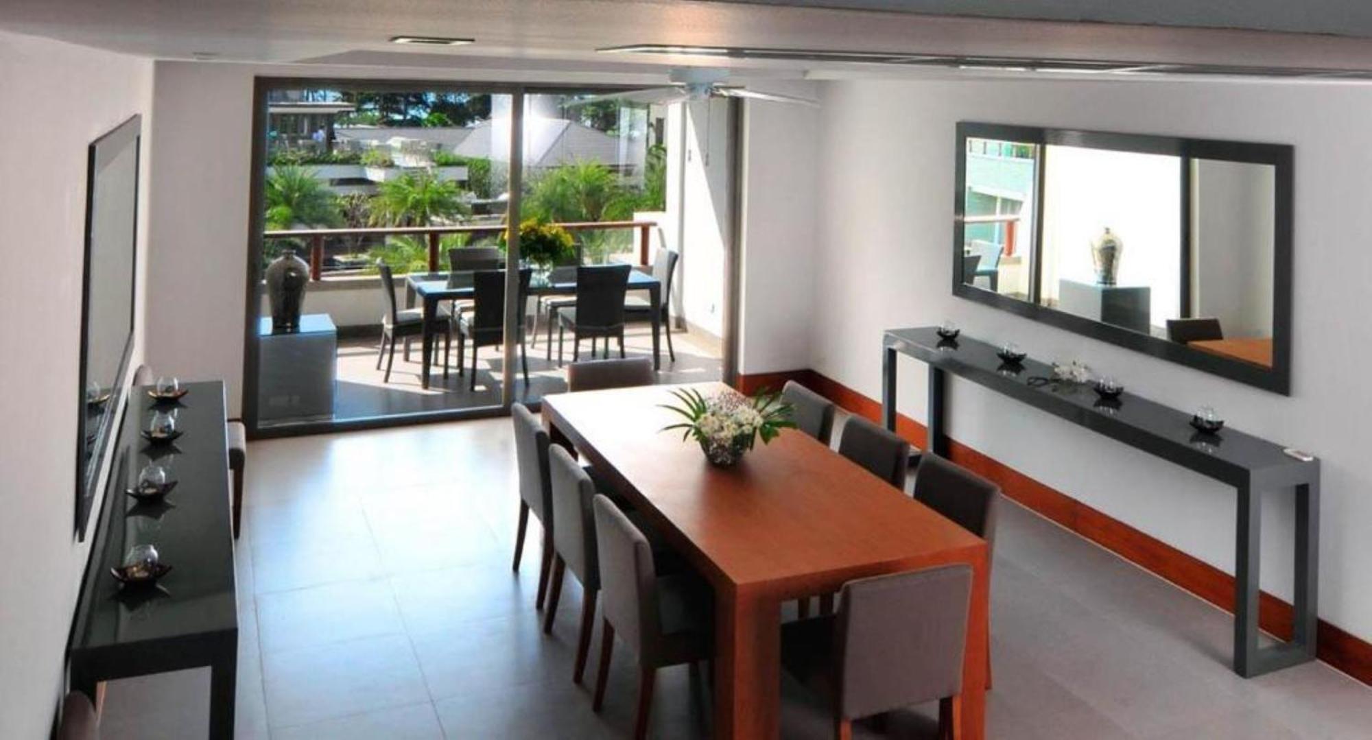 Pearl Of Naithon Hotel Exterior photo